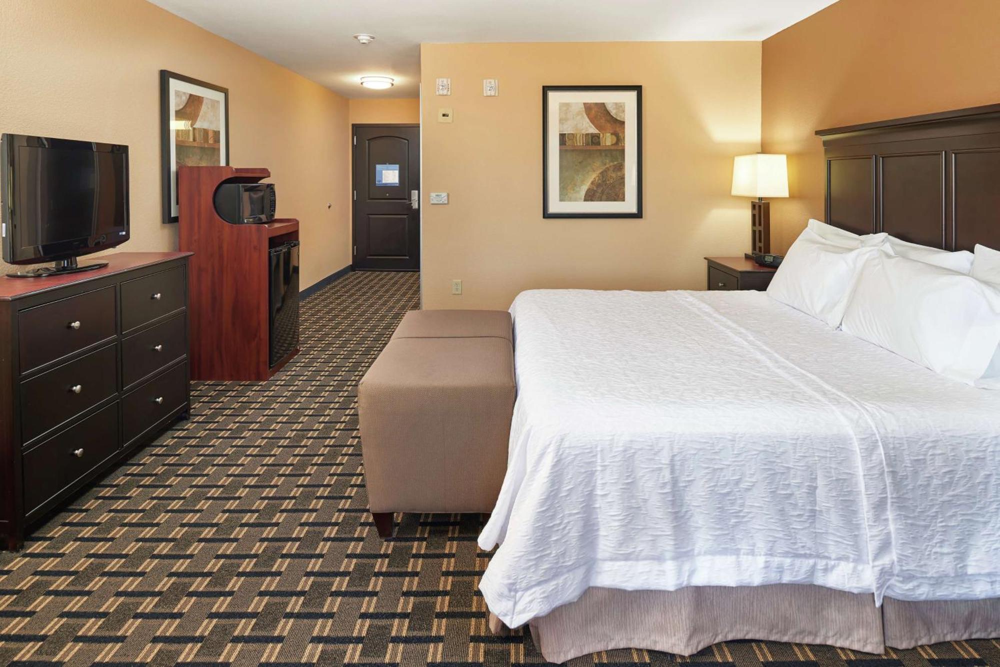 Hampton Inn סוויטווטר מראה חיצוני תמונה