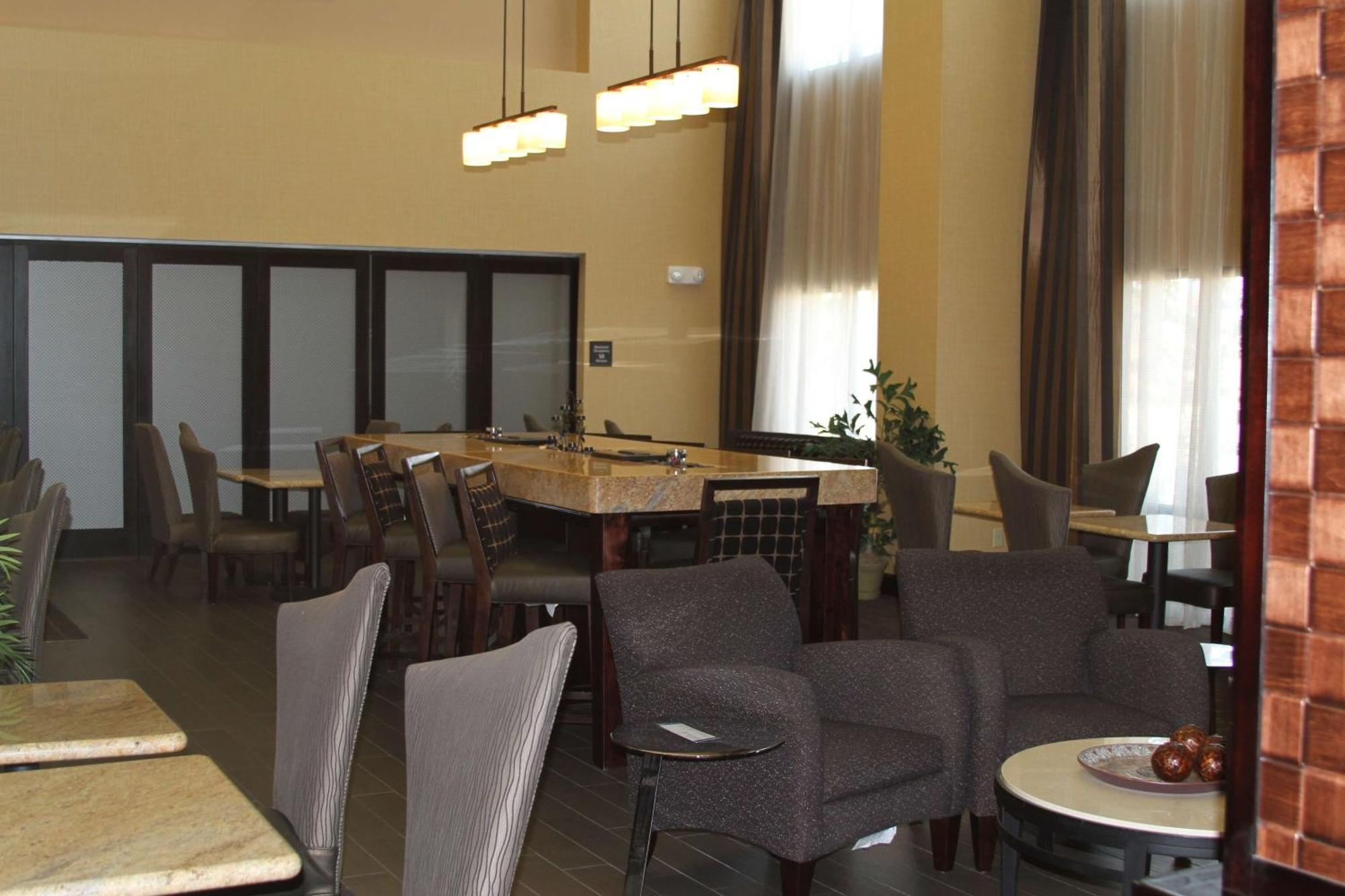 Hampton Inn סוויטווטר מראה חיצוני תמונה