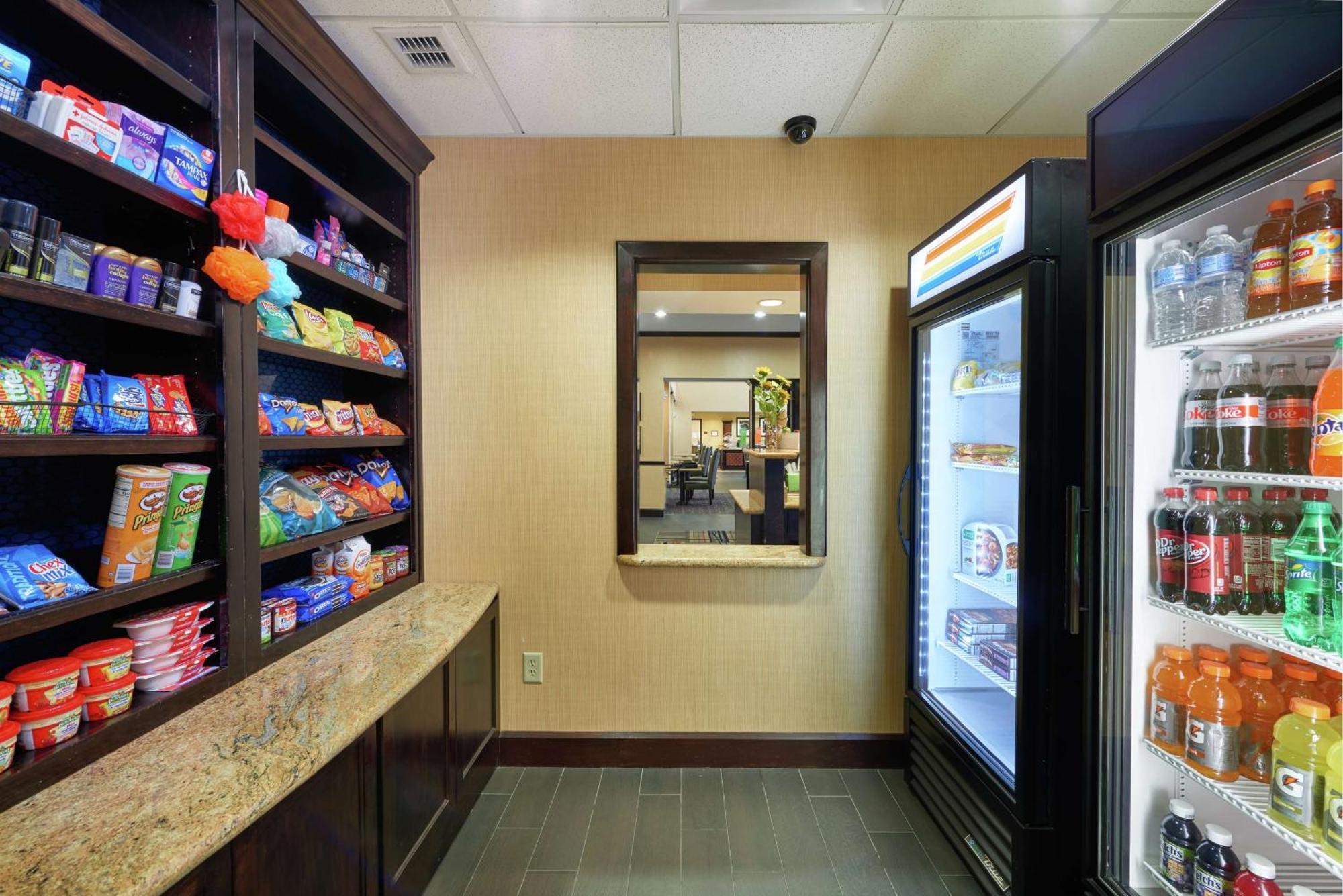 Hampton Inn סוויטווטר מראה חיצוני תמונה